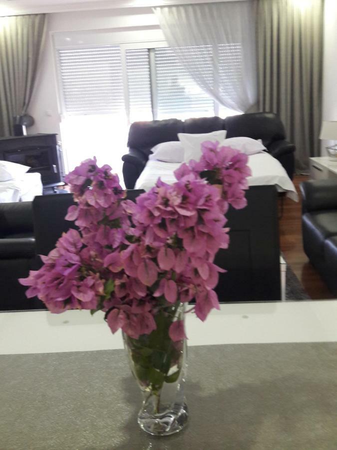 Apartments Dzan Ulcinj Exterior photo